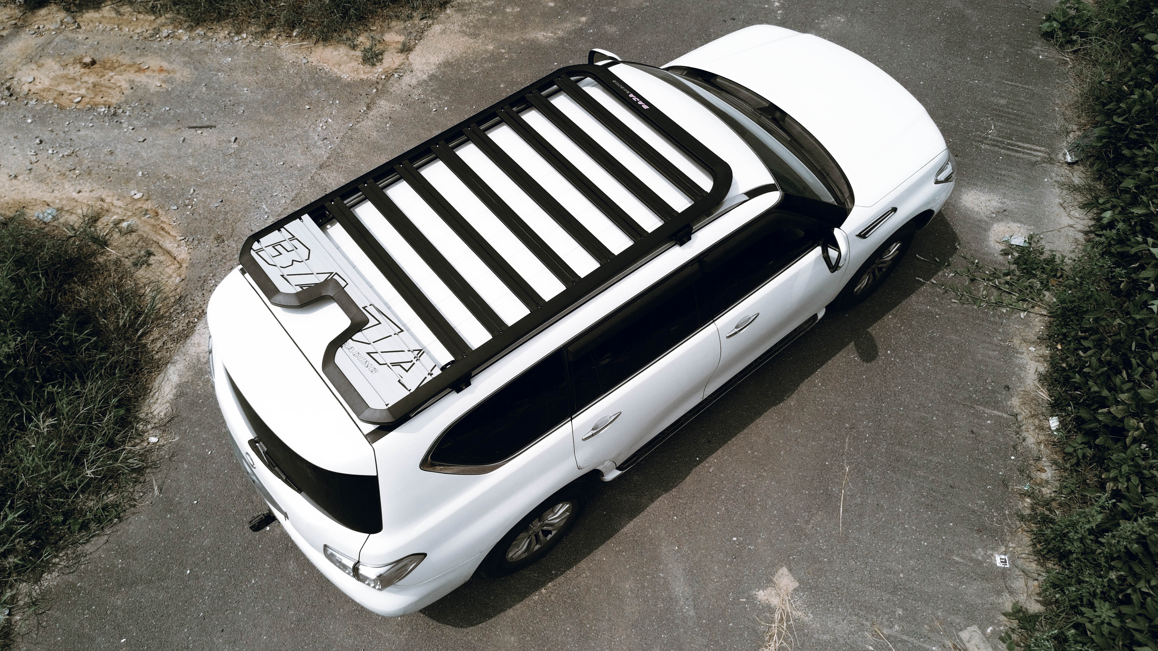 远征平台适配途乐Y62装欧版行李架